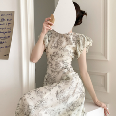 ICTS 也归你眉眼笑意 花和果实浪漫收腰小飞袖设计爽滑天丝连衣裙